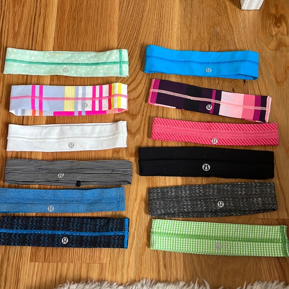 12 Lulu lemon headbands (including white, black, blue, gray, green, patterned)